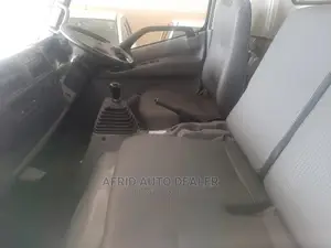 Toyota Dyna 2013 White for Sale
