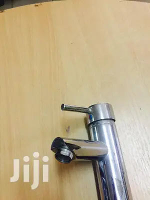 Uk-tall Single Handle Bathroom Vessel Sink