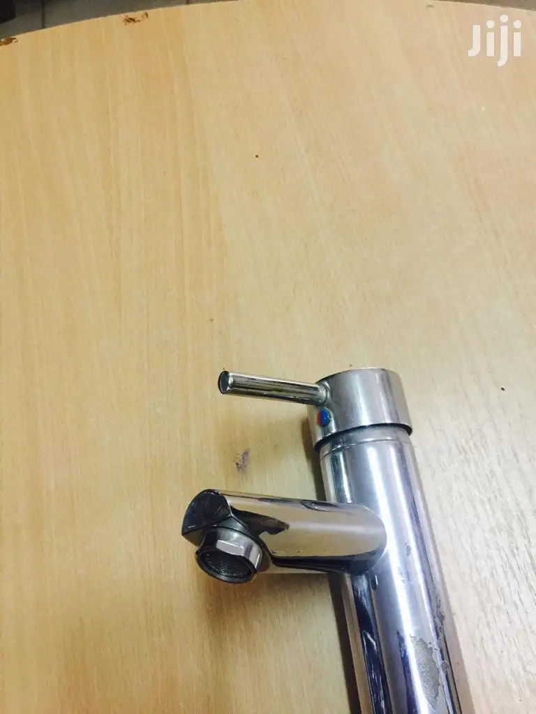 Uk-tall Single Handle Bathroom Vessel Sink
