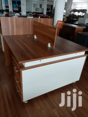 4 Way Workstation