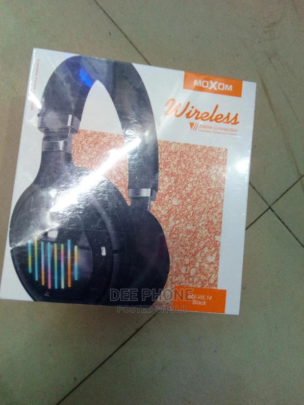 Moxom Wireless Headphones - main view