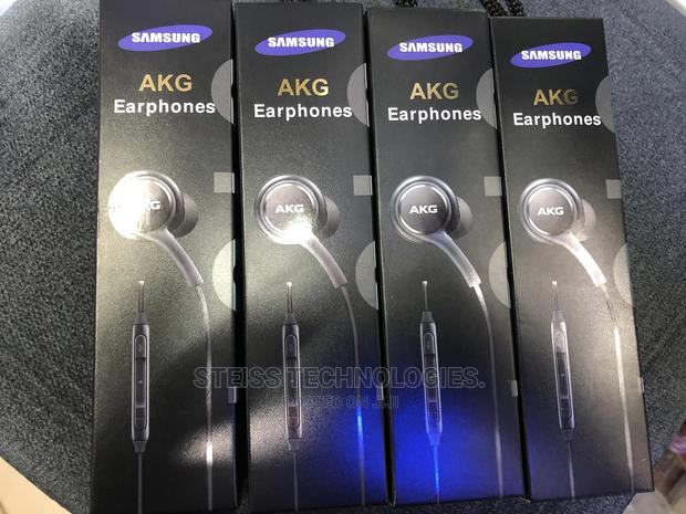 Akg Earphones - main view