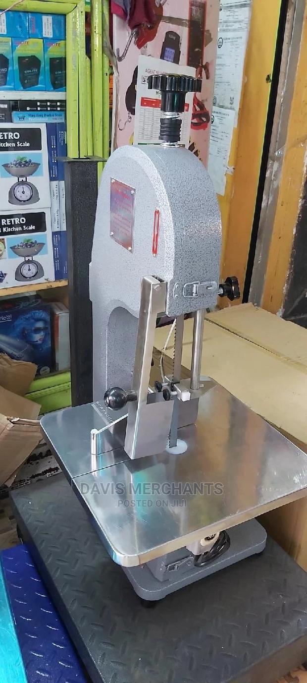 Bone Cuttings Machine Suitable For Butchery And Restaurants - thumbnail 2