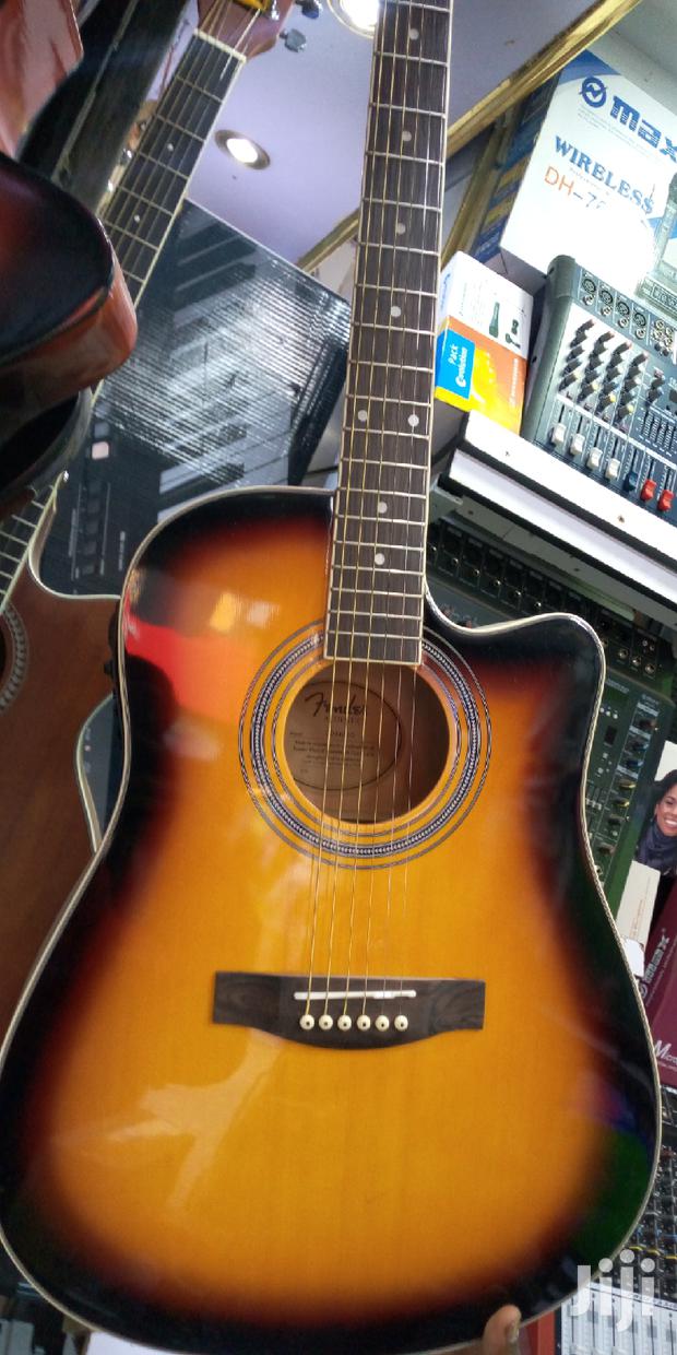 6-strings Semi Acoustic Guitar - thumbnail 2