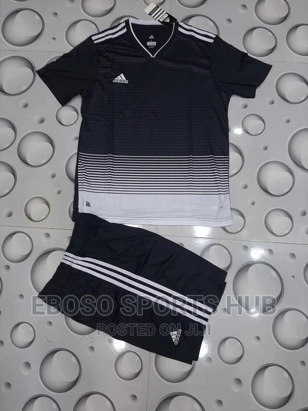 Latest Football Jerseys - main view