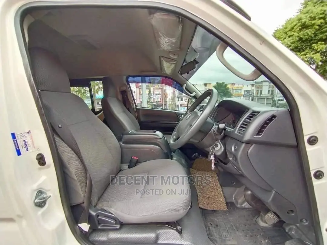 Toyota Hiace Manual Diesel