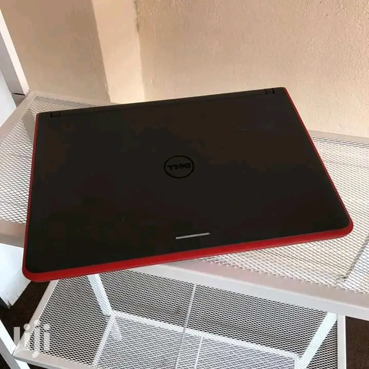 Laptop Dell Latitude 13 3340 4GB Intel Core I3 HDD 500GB