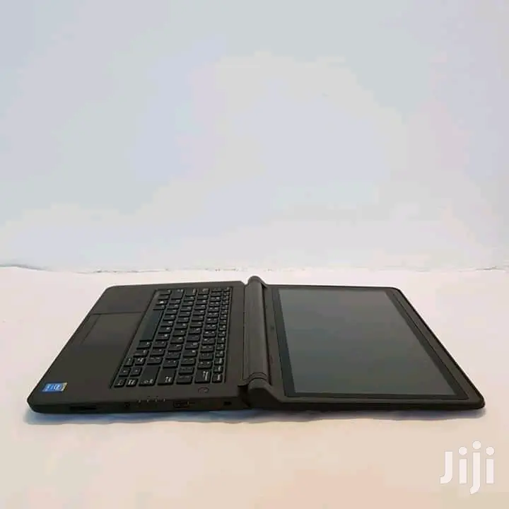 Laptop Dell Latitude 13 3340 4GB Intel Core 2 Duo HDD 500GB