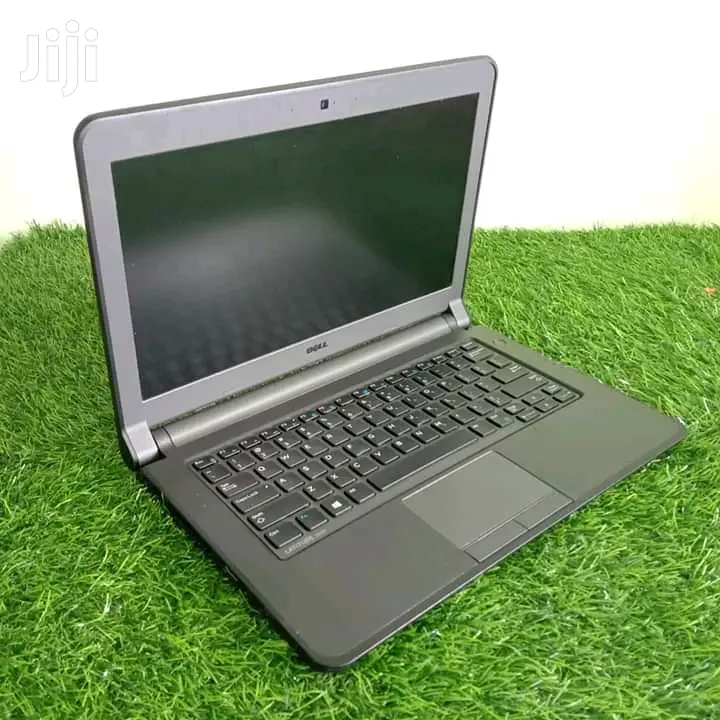 Laptop Dell Latitude 13 3340 4GB Intel Core I3 HDD 500GB