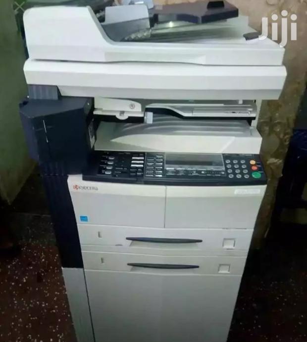 Kyocera Km 2050 Photocopier Machine