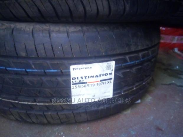 255/50 R 19 Firestone Tyres