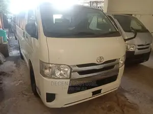 Toyota Hiace 7l