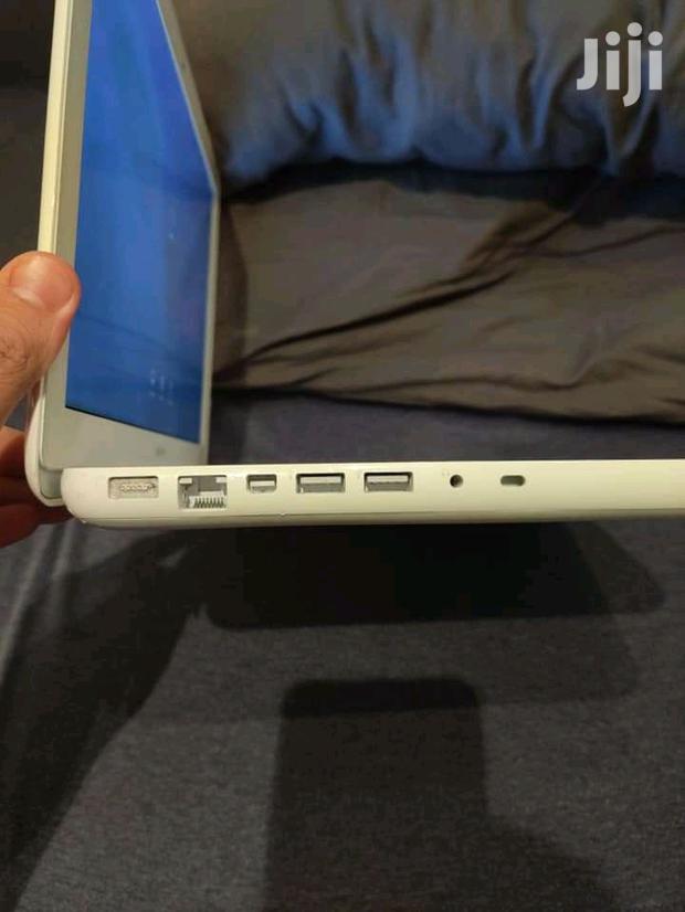 Laptop Apple MacBook 4GB Intel Core 2 Duo HDD 250GB - thumbnail 3