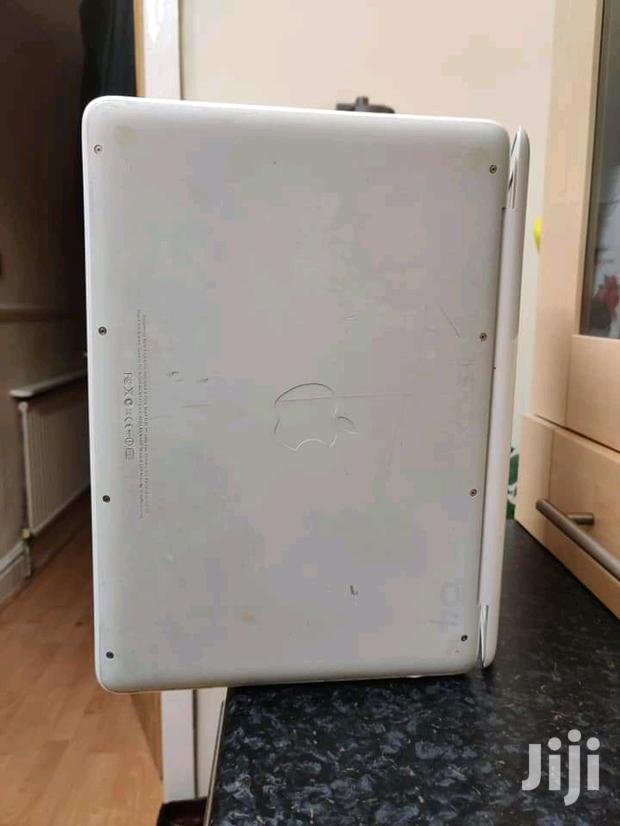 Laptop Apple MacBook 4GB Intel Core 2 Duo HDD 250GB - thumbnail 3