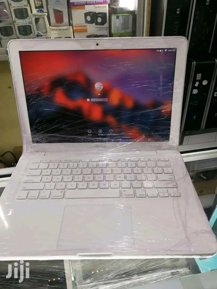 Laptop Apple MacBook 4GB Intel Core 2 Duo HDD 250GB