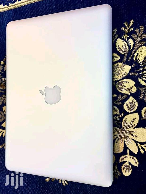 Laptop Apple MacBook Pro 4GB Intel Core 2 Duo HDD 500GB - main view