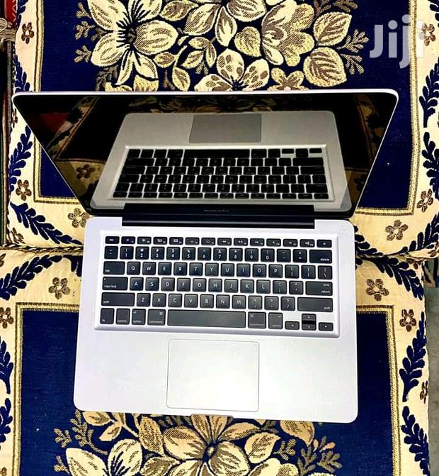 Laptop Apple MacBook Pro 4GB Intel Core 2 Duo HDD 500GB - thumbnail 3