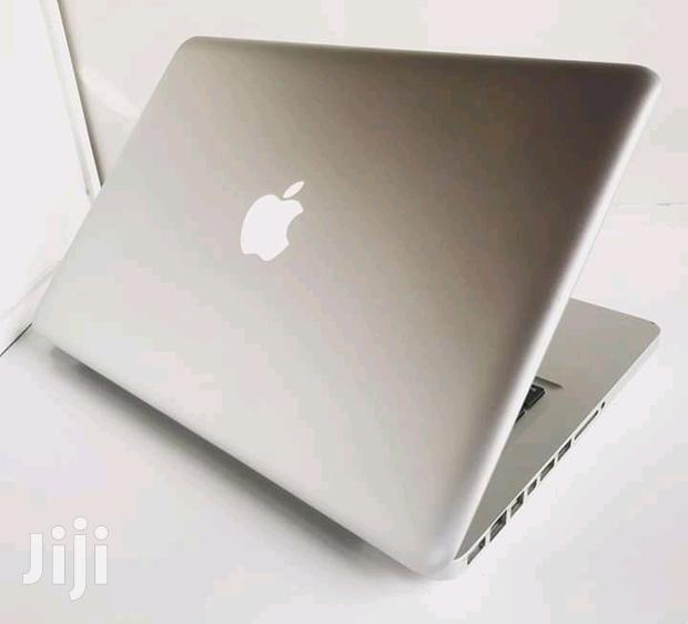 Laptop Apple MacBook Pro 4GB Intel Core 2 Duo HDD 500GB - main view