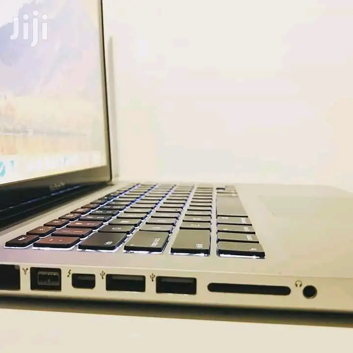 Laptop Apple MacBook Pro 4GB Intel Core 2 Duo HDD 500GB
