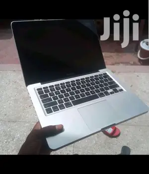 Laptop Apple MacBook Pro 4GB Intel Core 2 Duo HDD 500GB