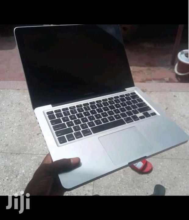 Laptop Apple MacBook Pro 4GB Intel Core 2 Duo HDD 500GB - thumbnail 2