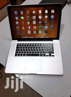 Laptop Apple MacBook Pro 4GB Intel Core I5 HDD 500GB