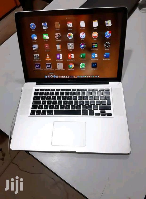 Laptop Apple MacBook Pro 4GB Intel Core I5 HDD 500GB