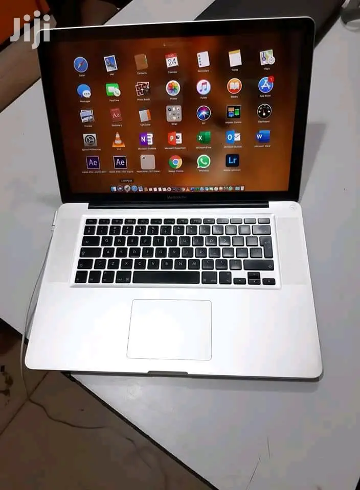 Laptop Apple MacBook Pro 4GB Intel Core I5 HDD 500GB