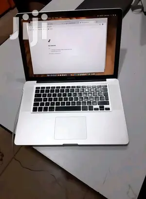 Laptop Apple MacBook Pro 4GB Intel Core I5 HDD 500GB