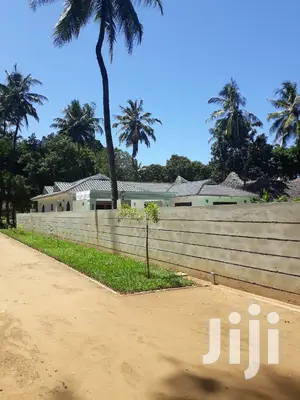 For Sale 3 Bedrooms Mtwapa