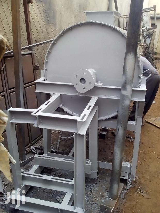 Glass Putty Machines - thumbnail 3