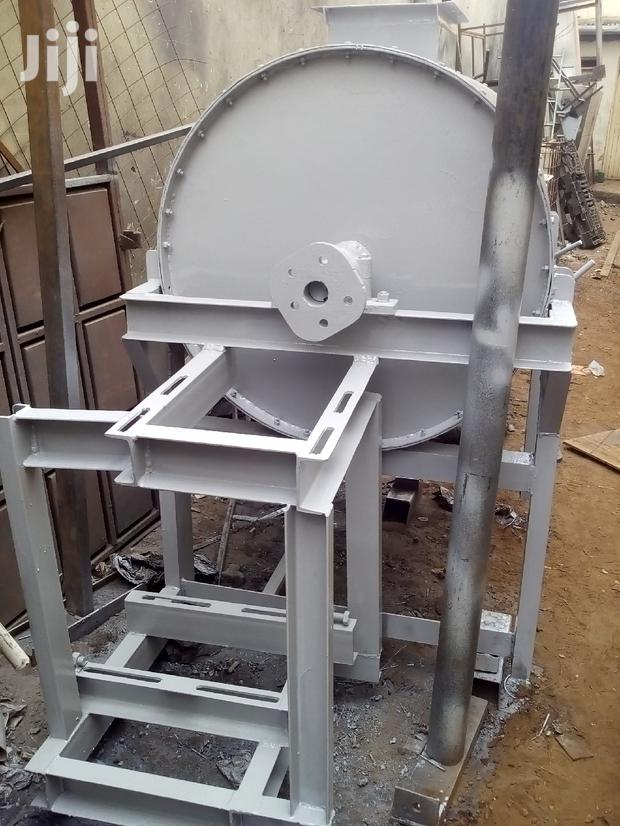 Glass Putty Machines - thumbnail 4