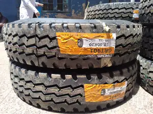 Tracmax Tires 10.00R20 Tube-type