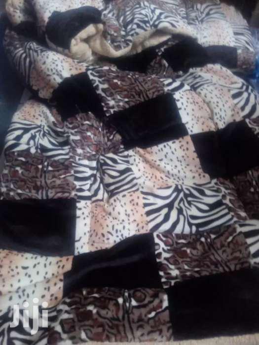6×6 Woolen Duvets - thumbnail 2