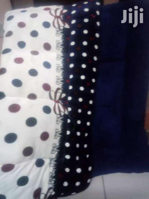 6×6 Woolen Duvets - thumbnail 5