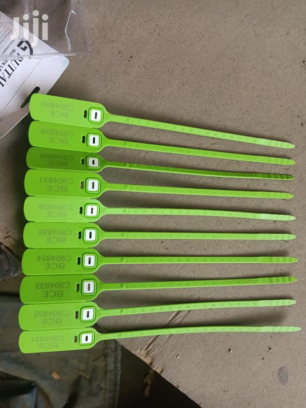 Security Seals Flat Type With Metal Locking 40cms - thumbnail 6