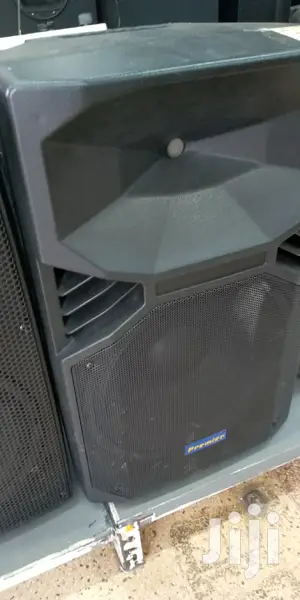 Premier PA Bluetooth Trolley Type Speaker