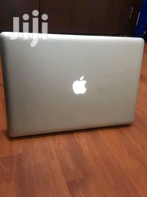 Laptop Apple MacBook Pro 16GB Intel Core I7 HDD 500GB