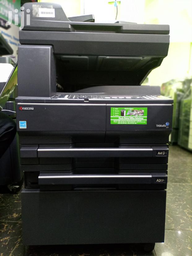Certified Kyocera Taskalfa 221 Photocopier Machine - main view