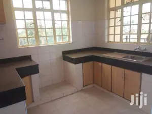 2bdrm Apartment in Ruaka, Limuru CBD for Sale