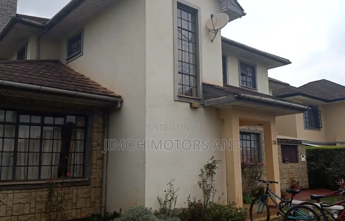 Bungalow for Sale Opposite Chile Embassy
