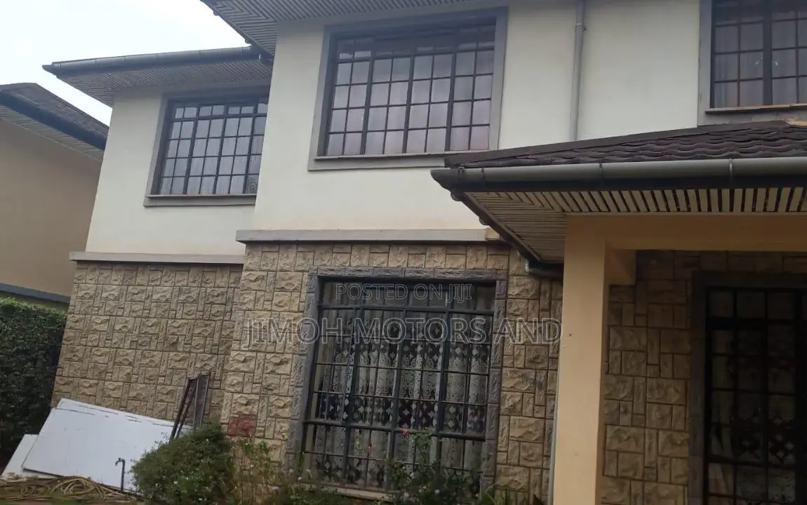 Bungalow for Sale Opposite Chile Embassy