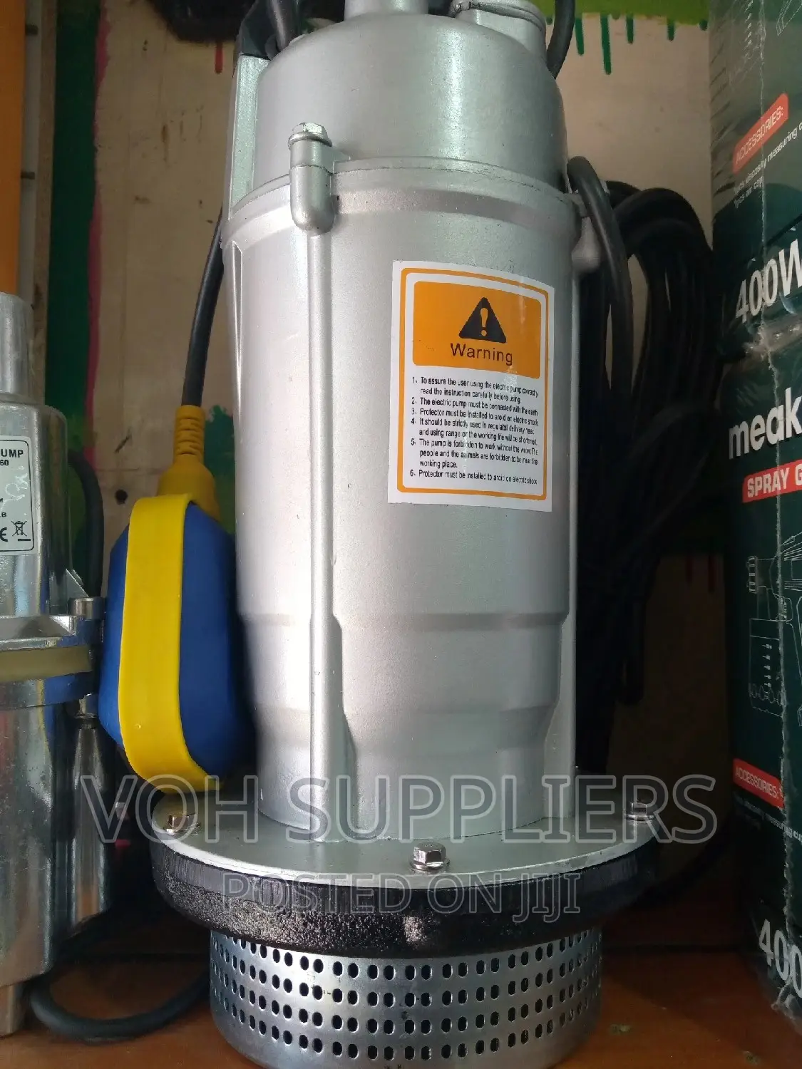Max Polar Submerssive Pump With A Froat Switch