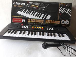 Kids Electronic Keyboard With Microphone and Usb Mp3 Port - thumbnail 2