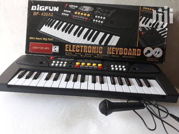 Kids Electronic Keyboard With Microphone and Usb Mp3 Port - main view