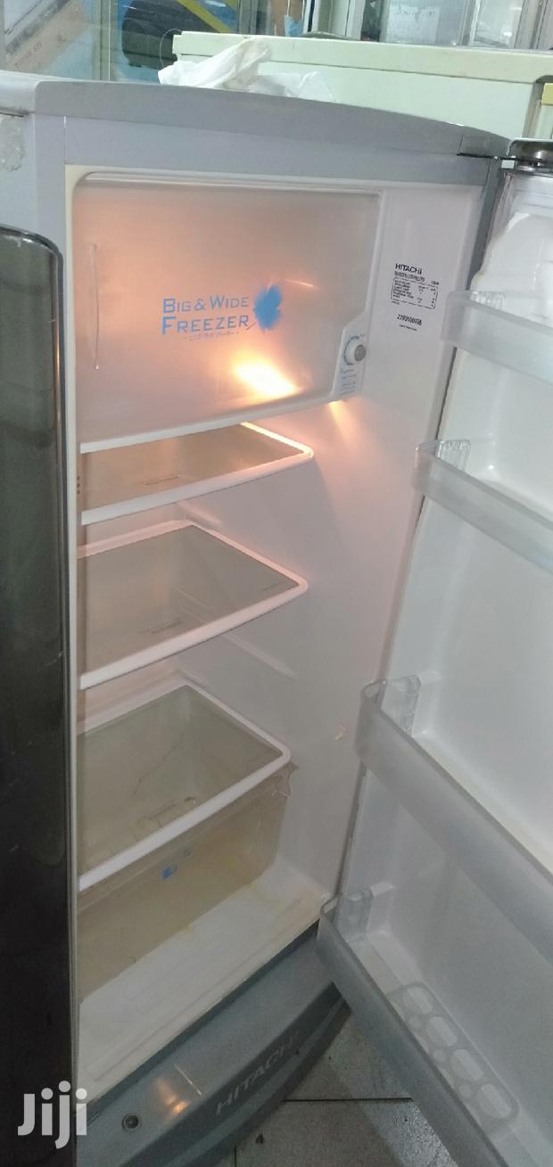 Hitachi Refrigerator - thumbnail 4