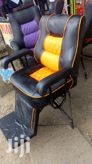 Local Simple Chair - thumbnail 2