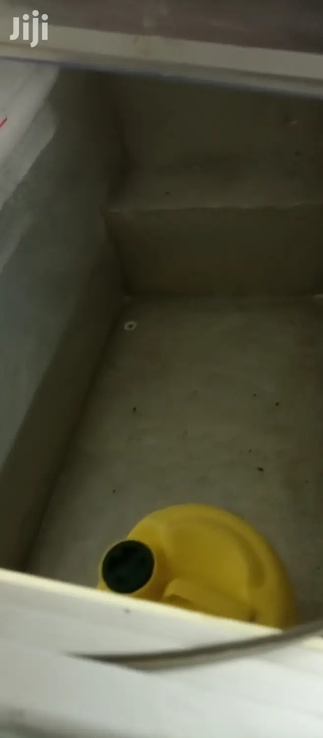 Showcase Freezer