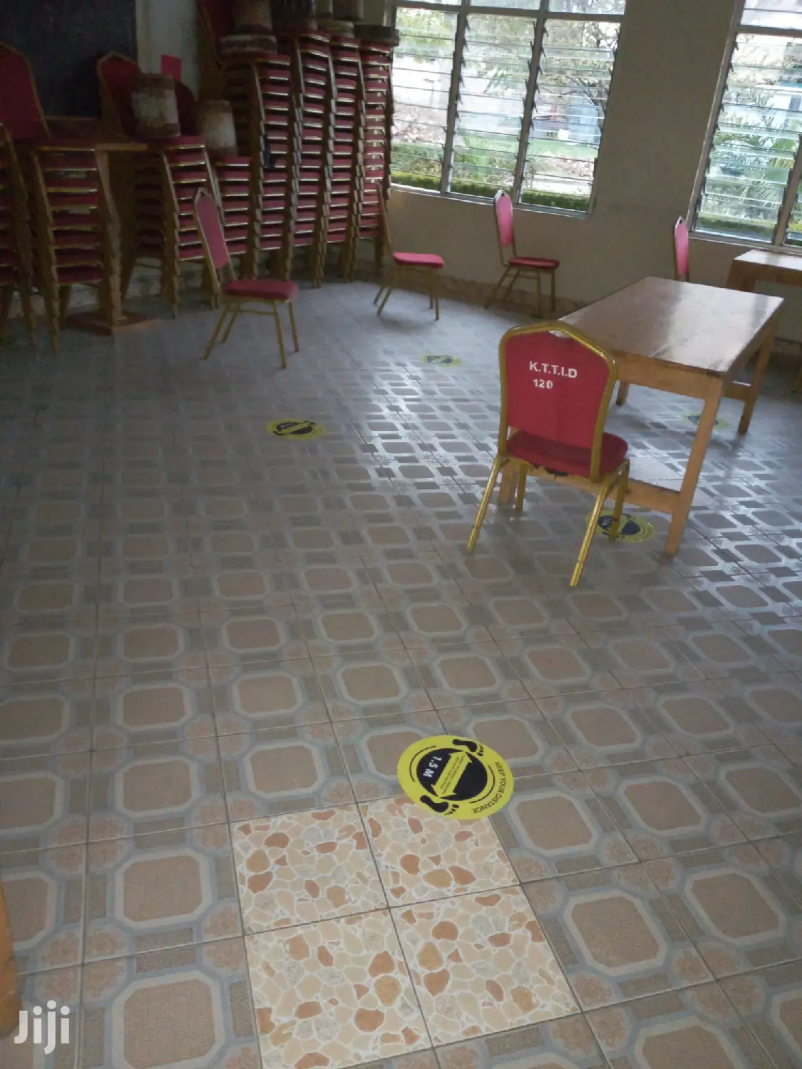 Floor Sticker 15cm
