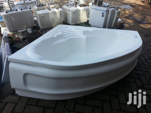 Corner Bathtub Milky White